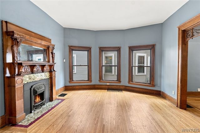 24 Saint James Place, Buffalo, NY 14222