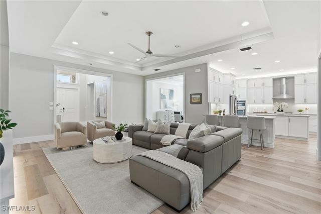 12021 Azalea WAY, Naples, FL 34120