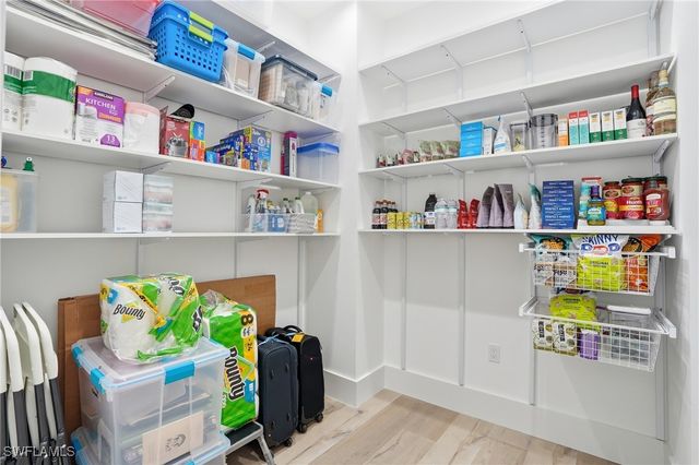 12021 Azalea WAY, Naples, FL 34120