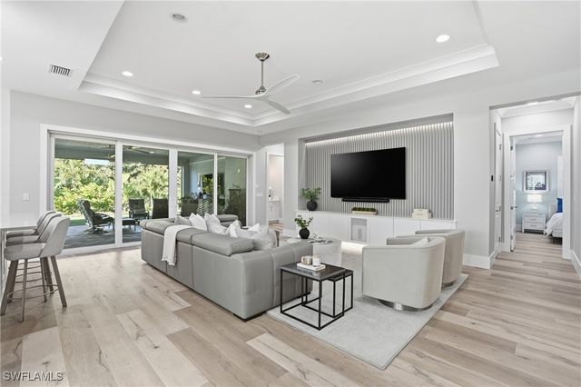 12021 Azalea WAY, Naples, FL 34120