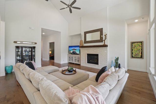 261 Carrington Drive, Argyle, TX 76226