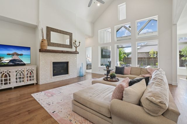 261 Carrington Drive, Argyle, TX 76226