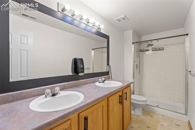 7152 Cliffrose Drive, Colorado Springs, CO 80925