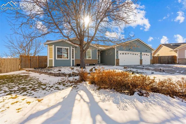 7152 Cliffrose Drive, Colorado Springs, CO 80925