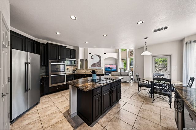 17431 Helotes Springs, Helotes, TX 78023
