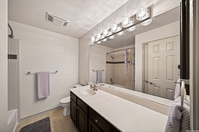 17431 Helotes Springs, Helotes, TX 78023