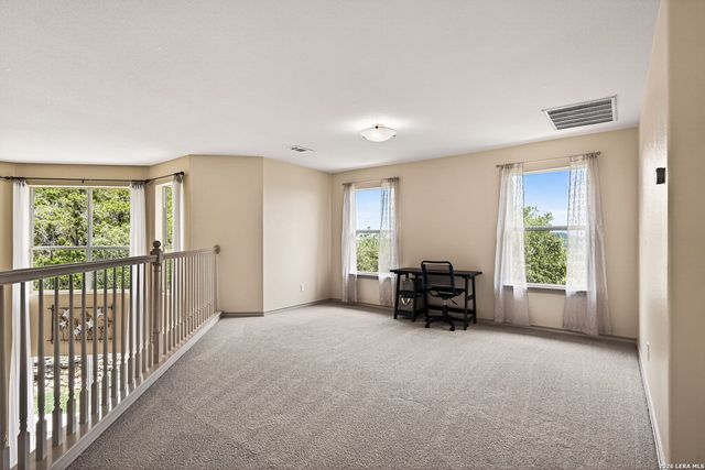 17431 Helotes Springs, Helotes, TX 78023