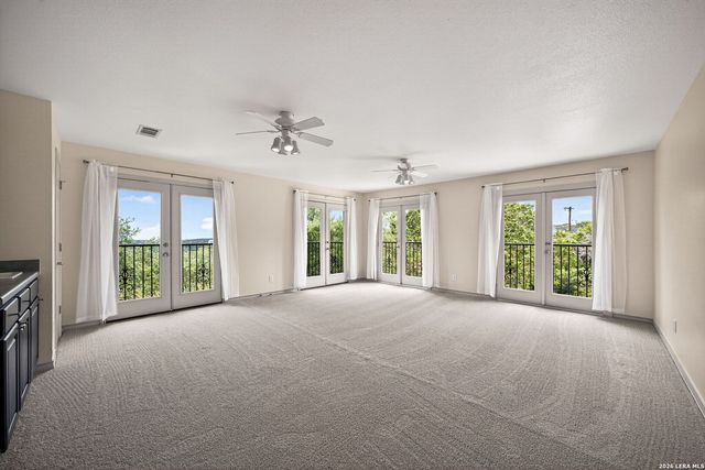 17431 Helotes Springs, Helotes, TX 78023