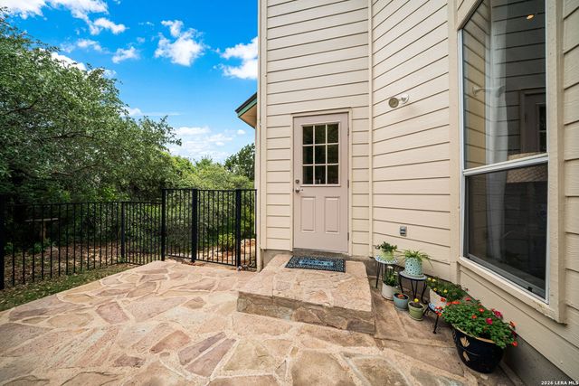 17431 Helotes Springs, Helotes, TX 78023