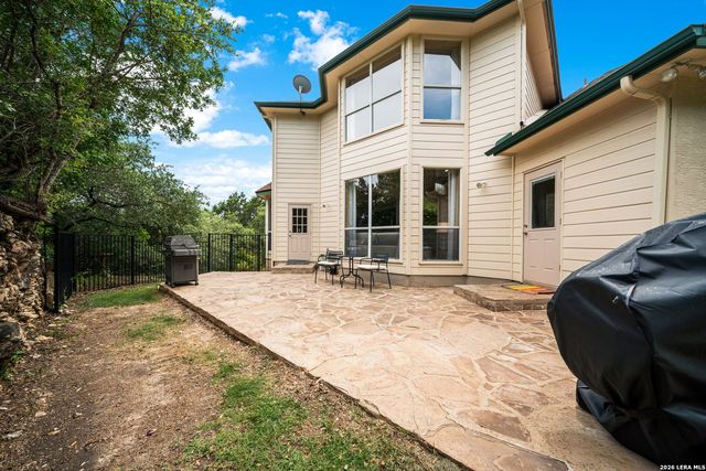 17431 Helotes Springs, Helotes, TX 78023