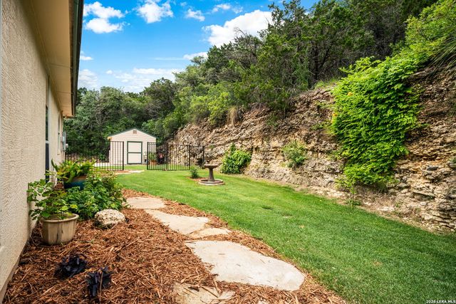 17431 Helotes Springs, Helotes, TX 78023