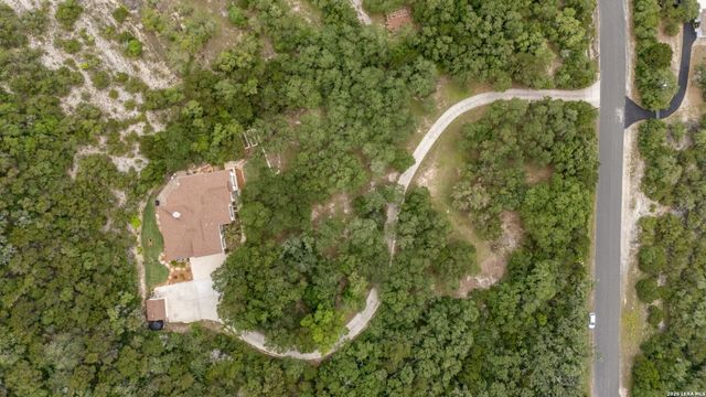 17431 Helotes Springs, Helotes, TX 78023