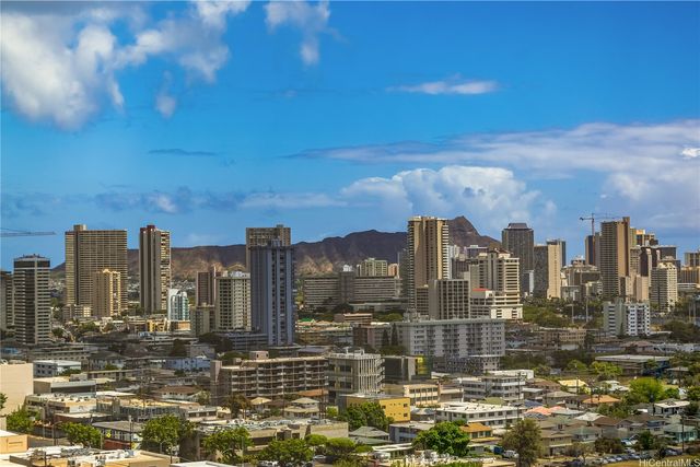 1114 Punahou Street PH3, Honolulu, HI 96826