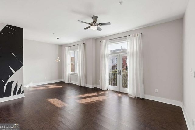 933 Garrett Street SE 304, Atlanta, GA 30316