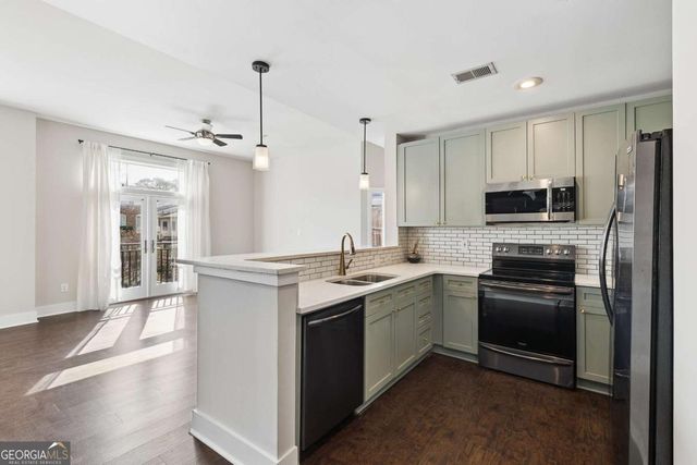 933 Garrett Street SE 304, Atlanta, GA 30316