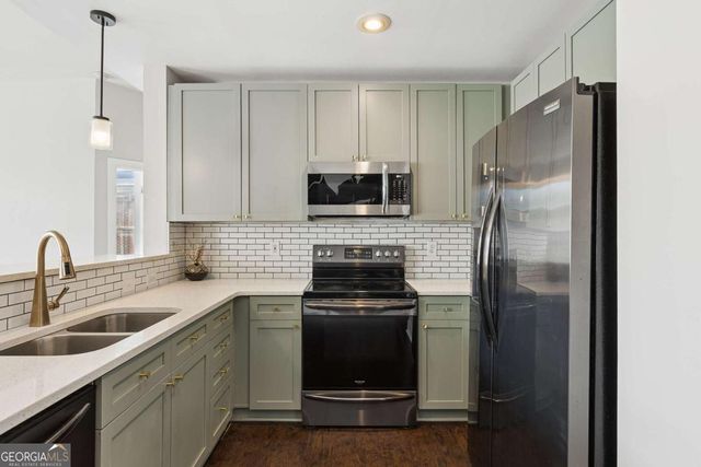 933 Garrett Street SE 304, Atlanta, GA 30316