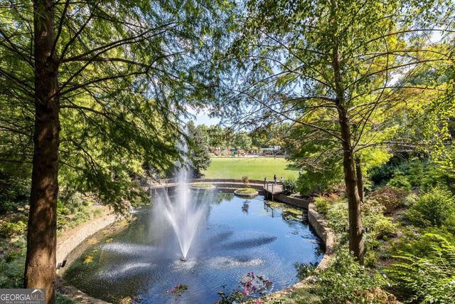 933 Garrett Street SE 304, Atlanta, GA 30316