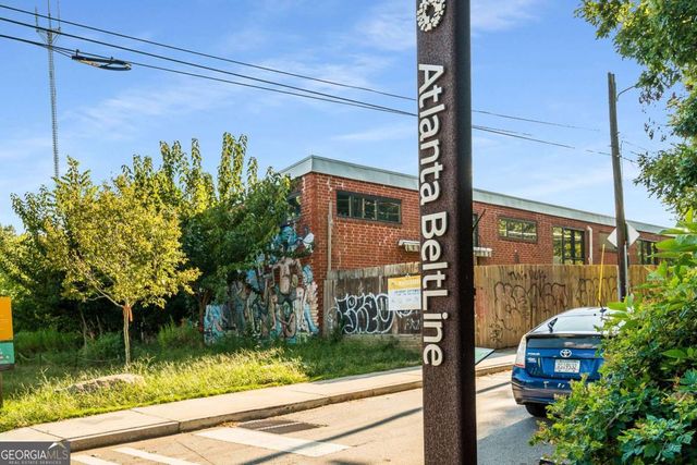 933 Garrett Street SE 304, Atlanta, GA 30316