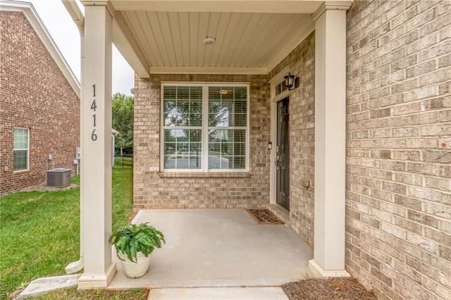 1416 Farm Ridge Road, Kernersville, NC 27284
