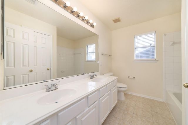 15111 Snow Hill Court, Sugar Land, TX 77498