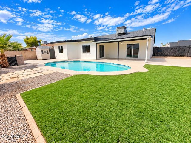 729 E HUBER Street, Mesa, AZ 85203