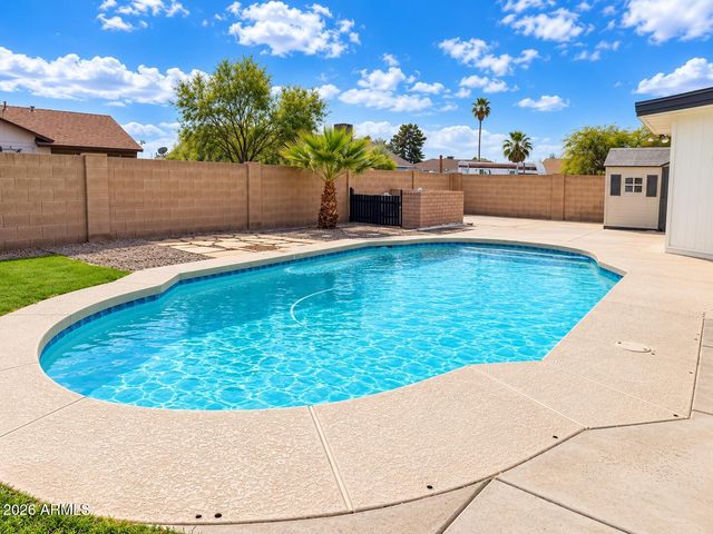 729 E HUBER Street, Mesa, AZ 85203