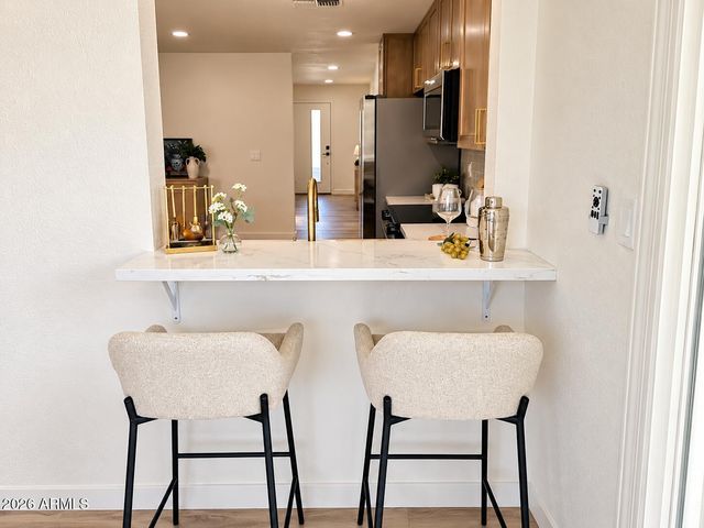 729 E HUBER Street, Mesa, AZ 85203