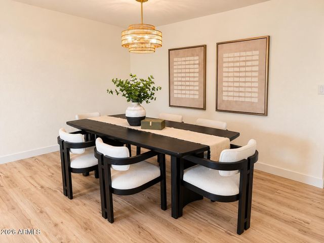 729 E HUBER Street, Mesa, AZ 85203