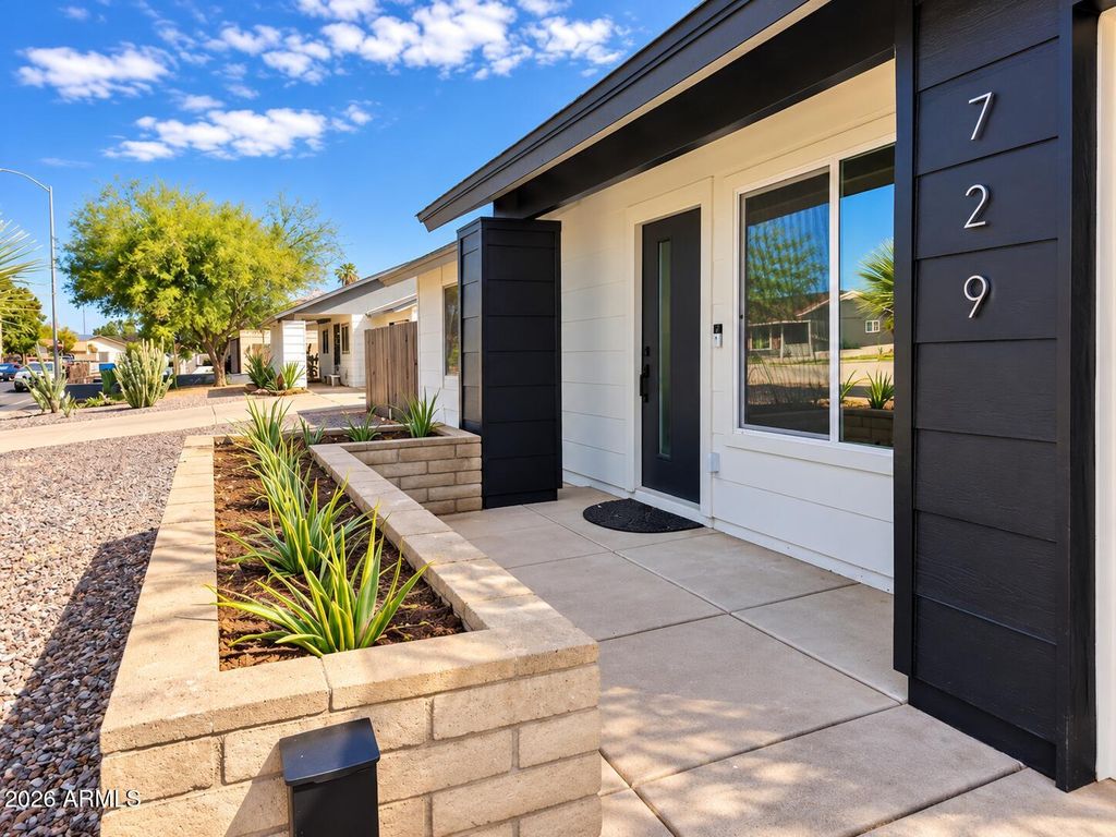 729 E HUBER Street, Mesa, AZ 85203 — photo 3