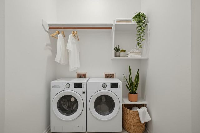 1114 Foxland Chase Street, Sugar Land, TX 77479