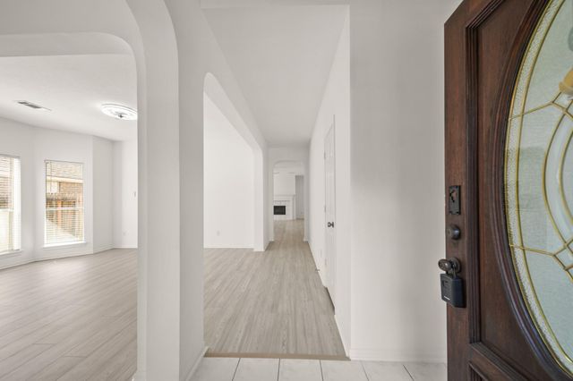 1114 Foxland Chase Street, Sugar Land, TX 77479