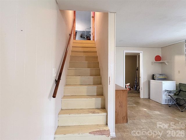 5666 US 70 Highway E, Nebo, NC 28761