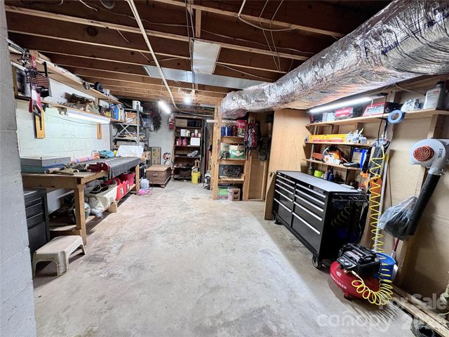 5666 US 70 Highway E, Nebo, NC 28761