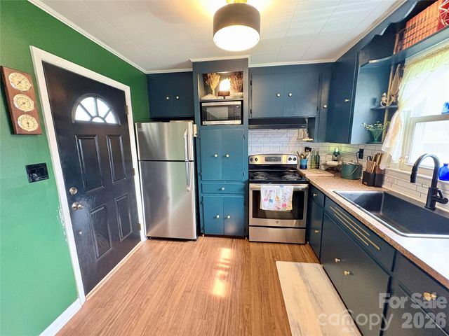 5666 US 70 Highway E, Nebo, NC 28761