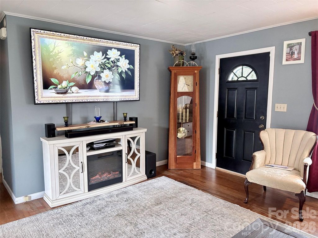 5666 US 70 Highway E, Nebo, NC 28761