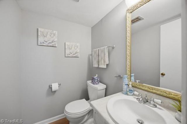 3205 Crestview Drive, High Point, NC 27260