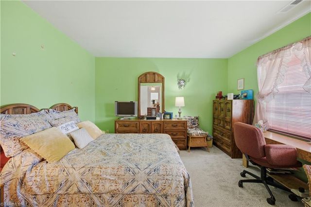 3205 Crestview Drive, High Point, NC 27260