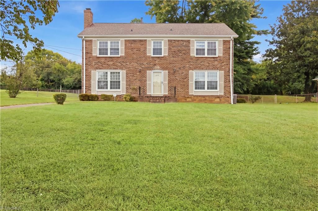 3205 Crestview Drive, High Point, NC 27260