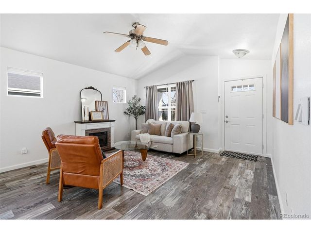 4319 Mariposa Ln, Evans, CO 80620