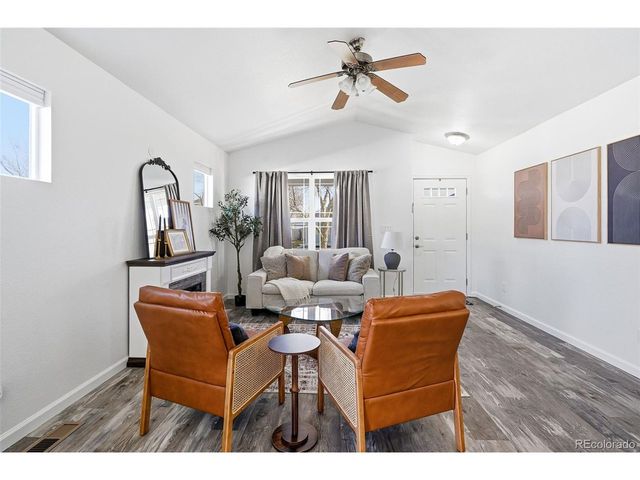 4319 Mariposa Ln, Evans, CO 80620