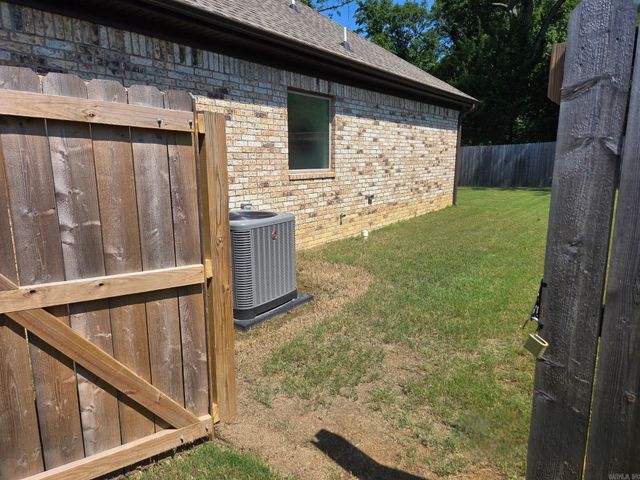 65 Lewis Loop, Greenbrier, AR 72058