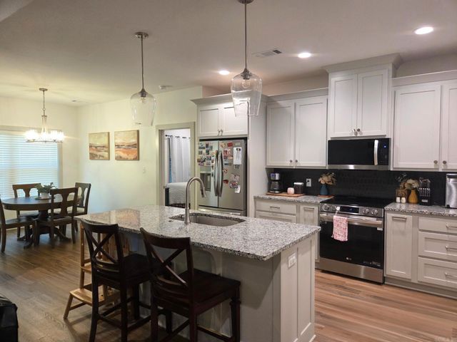 65 Lewis Loop, Greenbrier, AR 72058