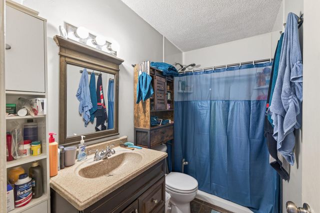 6530 83rd Court N, Brooklyn Park, MN 55445