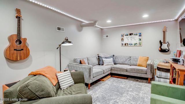 262 Pope St, Louisville, KY 40206