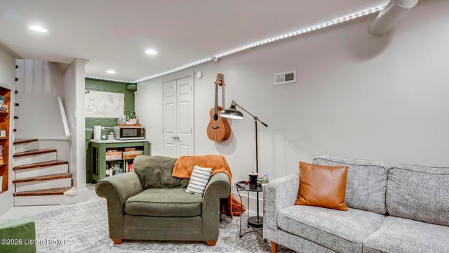 262 Pope St, Louisville, KY 40206