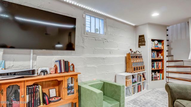 262 Pope St, Louisville, KY 40206