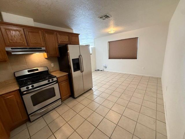 701 Sean Avenue, Socorro, NM 87801