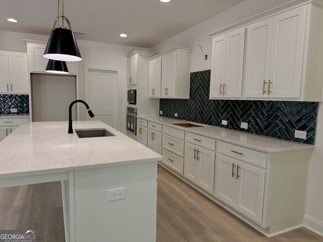 409 Flint Farms Drive, Concord, GA 30206