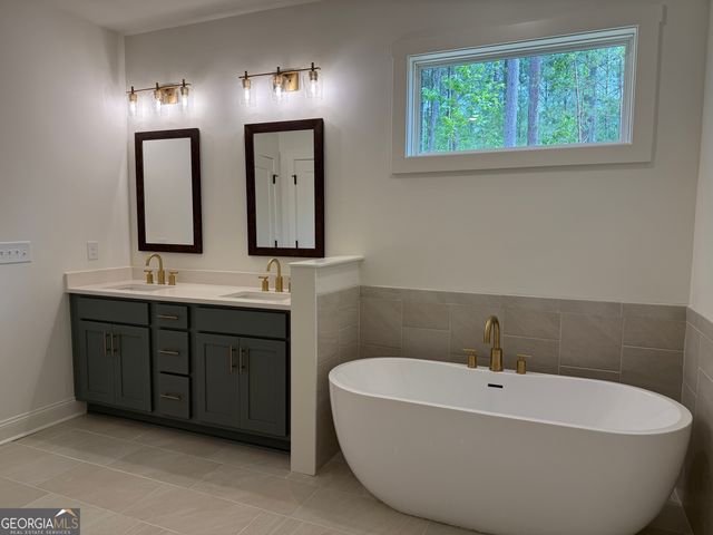 409 Flint Farms Drive, Concord, GA 30206