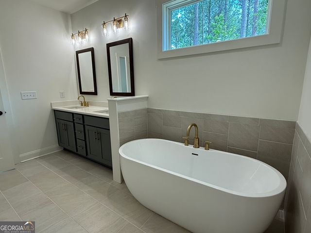 409 Flint Farms Drive, Concord, GA 30206